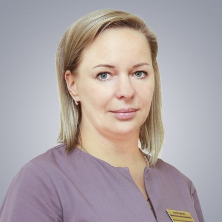 Никитина Елена Вячеславовна, старшая медицинская сестра нейрохирургического отделения СПб ГБУЗ ГМПБ №2