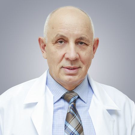 Шулёв Юрий Алексеевич, врач-нейрохирург, научный руководитель отделения, профессор СПб ГБУЗ ГМПБ №2